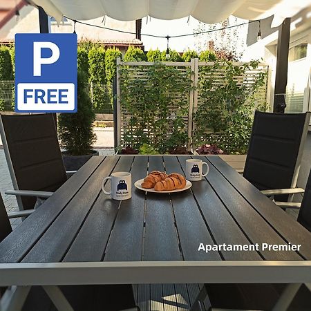 Bialy Dom - 2 Bedrooms Катовице Экстерьер фото